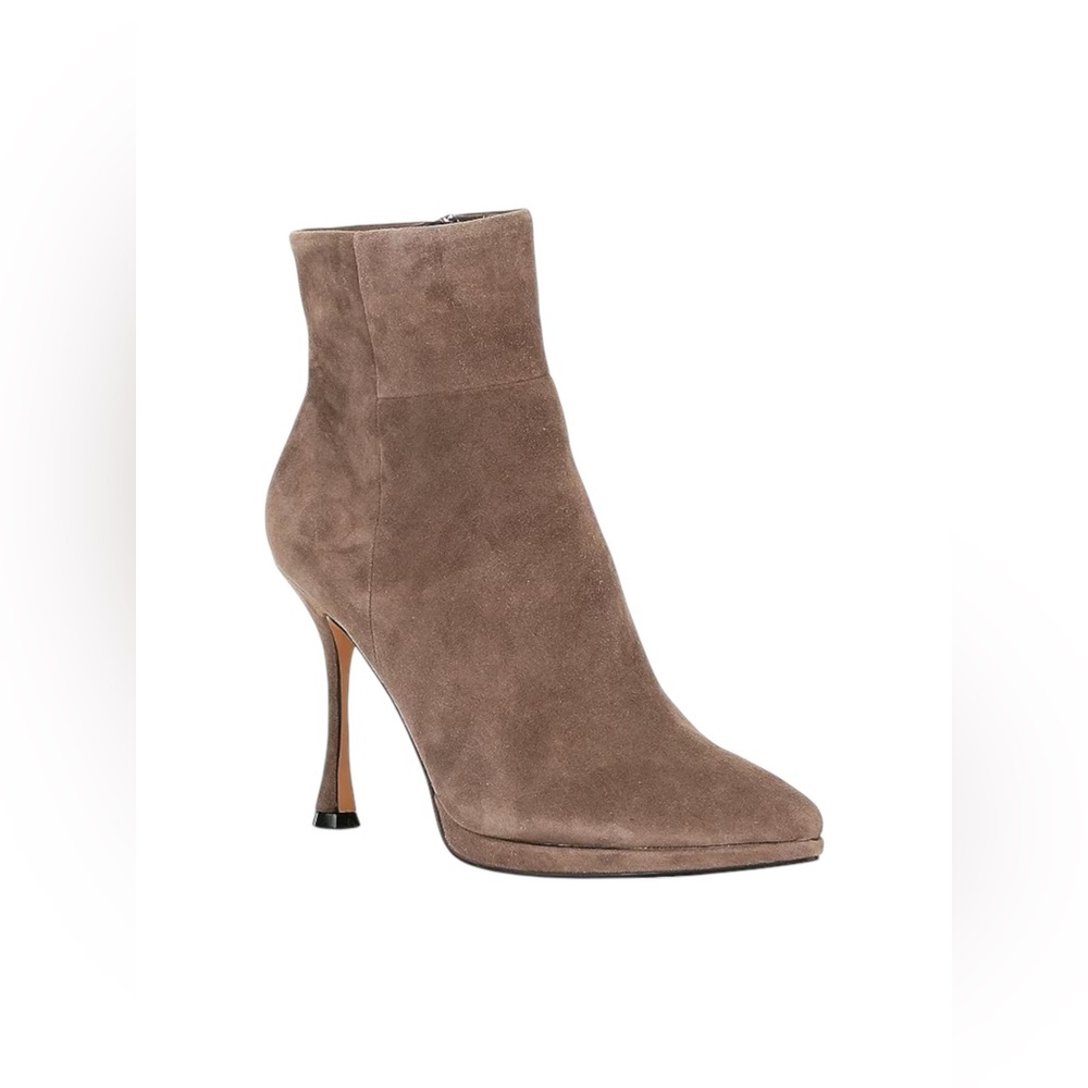 🆕 VINCE CAMUTO | PITONNDA SUEDE BOOTIE | SIZE: 8.5
